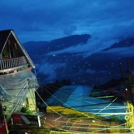 Namaste Bengal Hostel Дарджилинг Екстериор снимка
