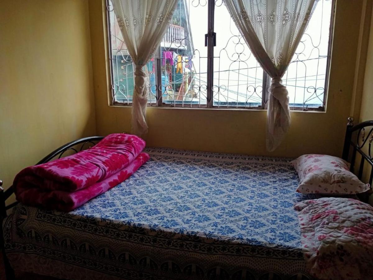 Namaste Bengal Hostel Дарджилинг Екстериор снимка