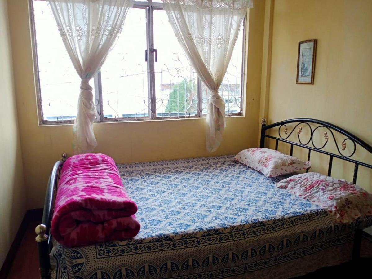 Namaste Bengal Hostel Дарджилинг Екстериор снимка